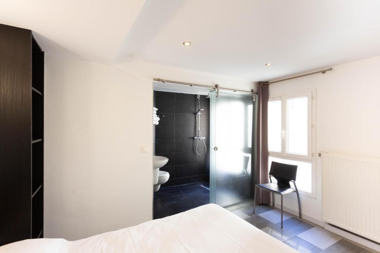 Mimosa Hotel París